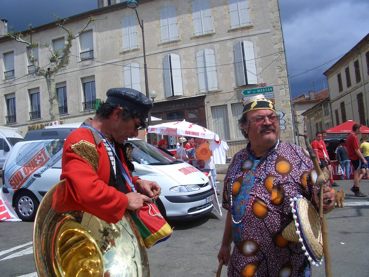 VIC-FEZENSAC Concours fanfares Pentecôte 2005 032